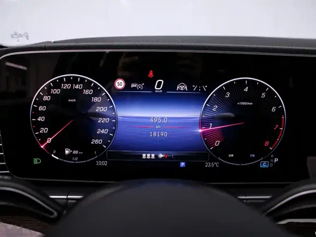 Mercedes-Benz GLE-Class — Фото автомобиля 6