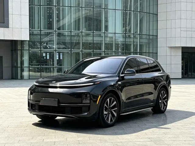 Фотография автомобиля — Li Auto L8