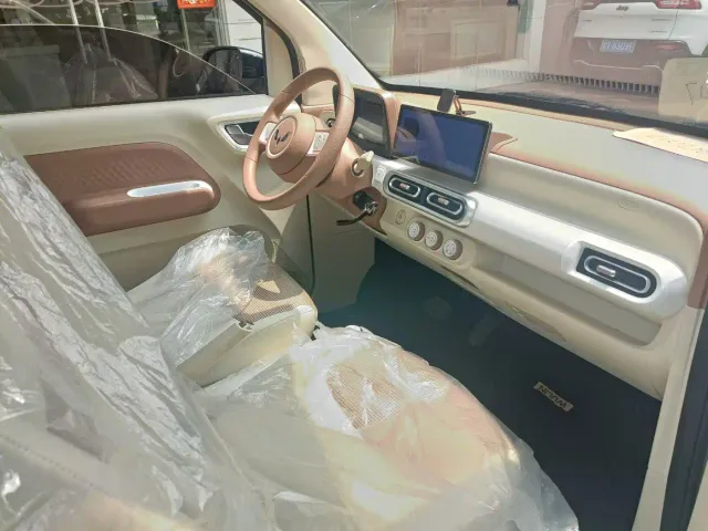 Wuling Hongguang Mini EV — Фото автомобиля 6