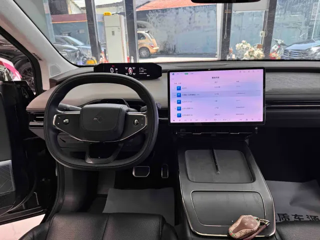 GAC Hyptec HT — Фото автомобиля 12