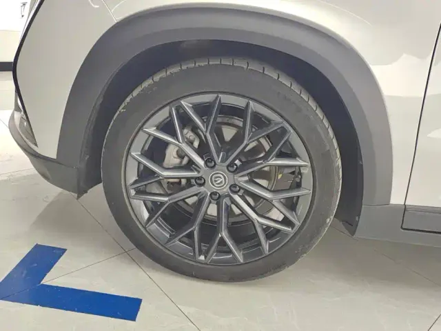 Changan UNI-T — Фото автомобиля 6
