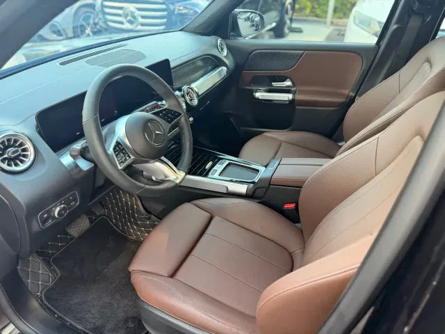 Mercedes-Benz GLB-Class — Фото автомобиля 13