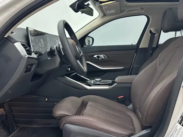 BMW 3 Series — Фото автомобиля 17