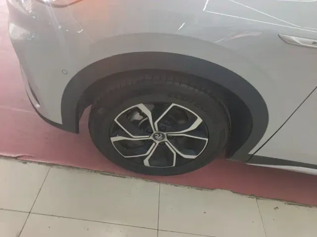 BYD Yuan PLUS — Фото автомобиля 22
