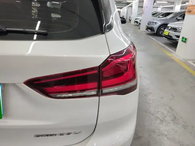BMW X1 — Фото автомобиля 7