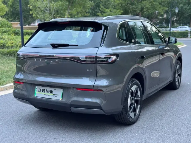 Geely Galaxy E5 — Фото автомобиля 6