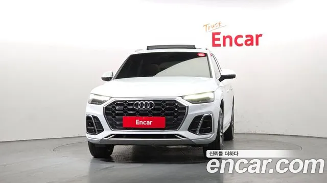 Audi Q5 45 TFSI quattro Premium — Фото автомобиля 3