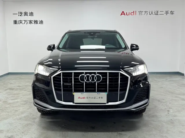 Audi Q7 — Фото автомобиля 2