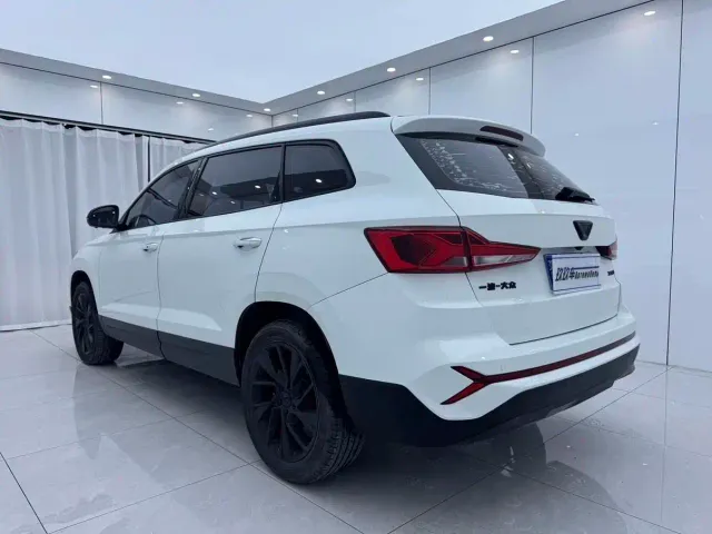 Jetta VS7 — Фото автомобиля 4