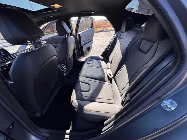 Hyundai Elantra — Фото автомобиля 10