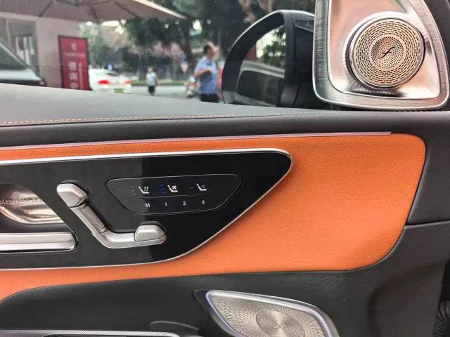Mercedes-Benz GLC-Class — Фото автомобиля 13
