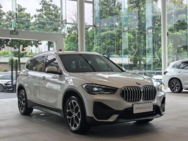 BMW X1 — Фото автомобиля 3