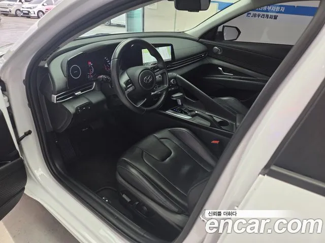 Hyundai Avante — Фото автомобиля 16