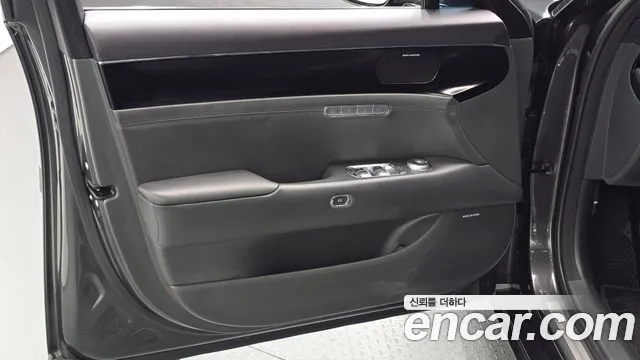 Genesis G90 RS4 — Фото автомобиля 13