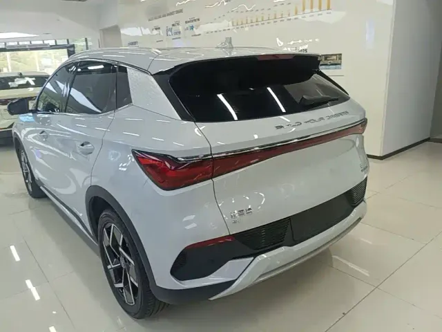BYD Yuan PLUS — Фото автомобиля 4