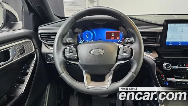 Ford Explorer Generation 6 — Фото автомобиля 13