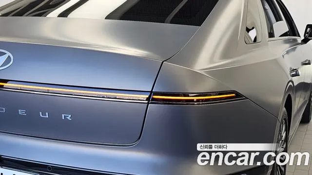 Hyundai Grandeur GN7 — Фото автомобиля 8