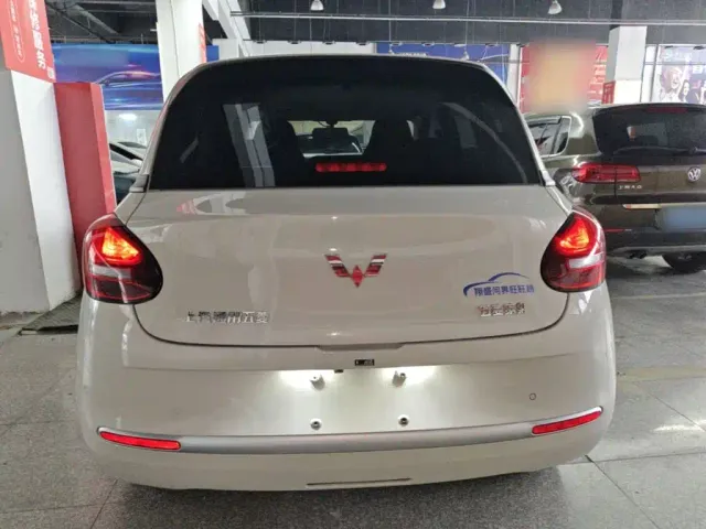 Wuling Bingo — Фото автомобиля 5