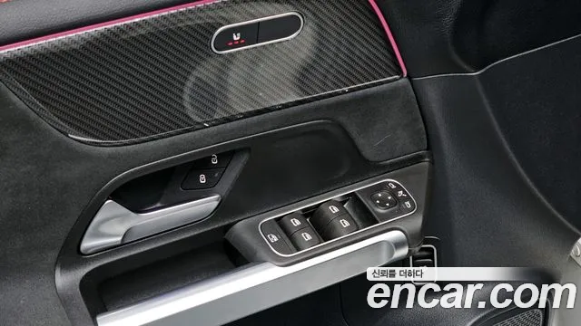 Mercedes-Benz GLB-Class — Фото автомобиля 17