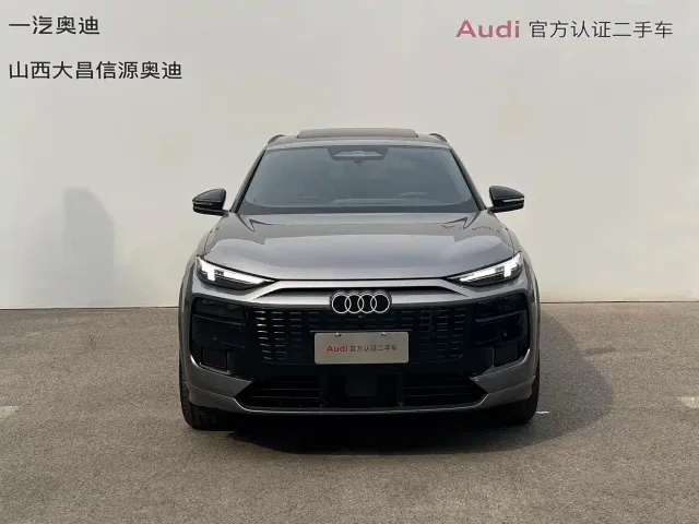 Audi Q6L e-tron — Фото автомобиля 2