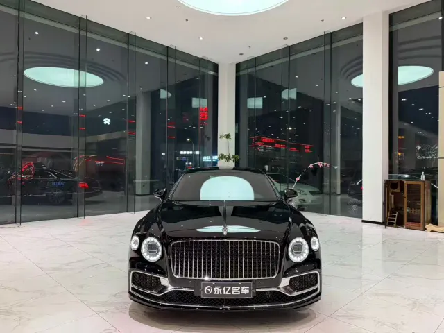 Фотография автомобиля — Bentley Flying Spur