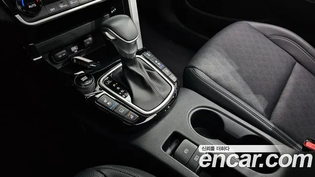 Kia Seltos Seltos Бензин 1.6 Turbo 4WD — Фото автомобиля 9