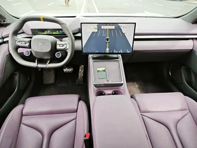 Xpeng P7 — Фото автомобиля 6