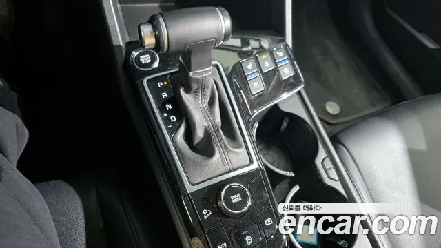 Kia Sportage Sportage 5-е поколение Дизель 2.0 2WD — Фото автомобиля 9