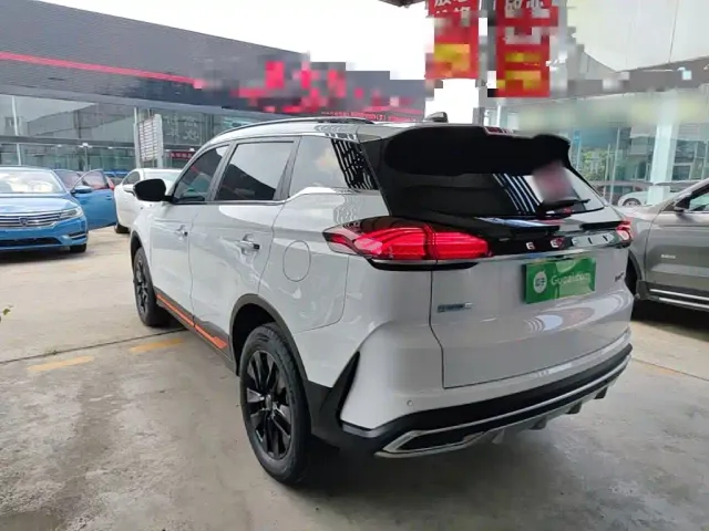 Geely Boyue — Фото автомобиля 4