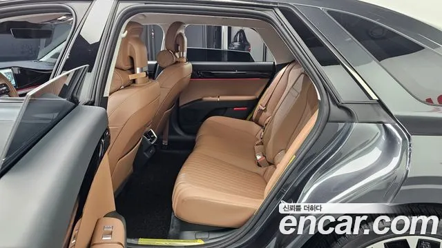 Hyundai Grandeur GN7 — Фото автомобиля 12
