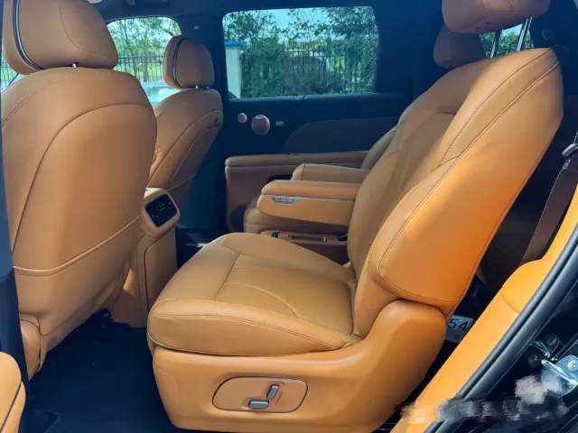 IM Motors LS8 — Фото автомобиля 5