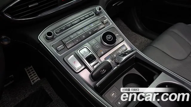 Hyundai Santafe Новый Santa Fe Бензин 2.5T 2WD — Фото автомобиля 8