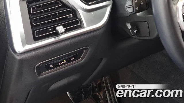 BMW X7 — Фото автомобиля 16