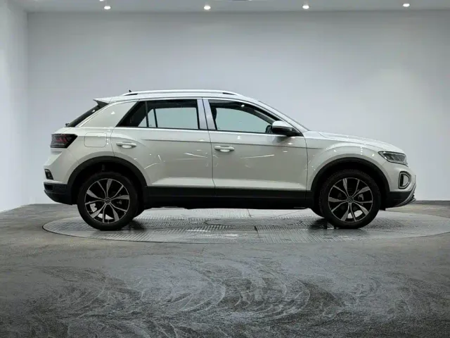 Volkswagen T-Roc — Фото автомобиля 4