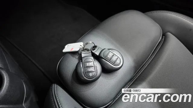 MINI Cooper — Фото автомобиля 15