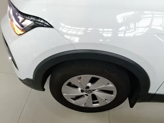 Volkswagen Tharu — Фото автомобиля 22