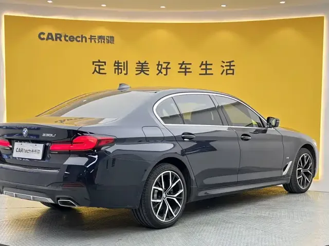 BMW 5 Series — Фото автомобиля 4