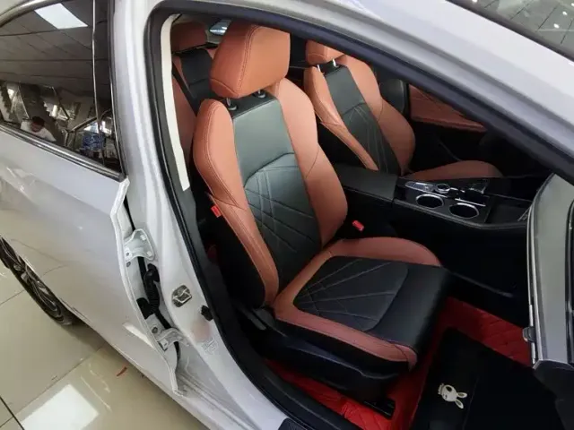 Changan Eado — Фото автомобиля 24