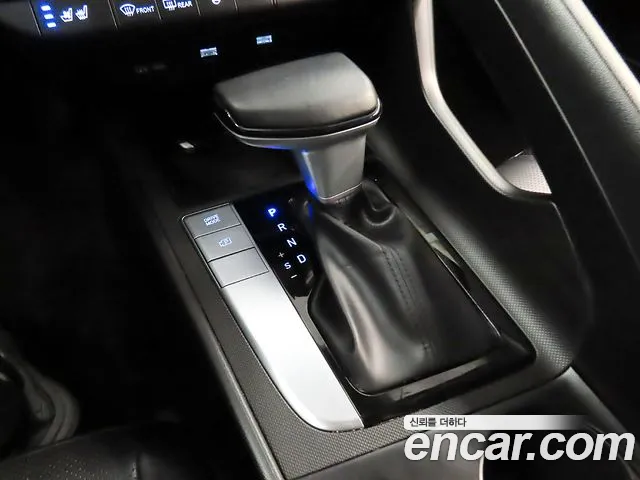 Hyundai AVANTE Avante (CN7) — Фото автомобиля 9