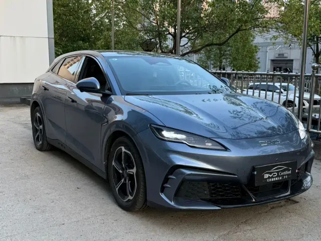 BYD Seal 06 GT — Фото автомобиля 3