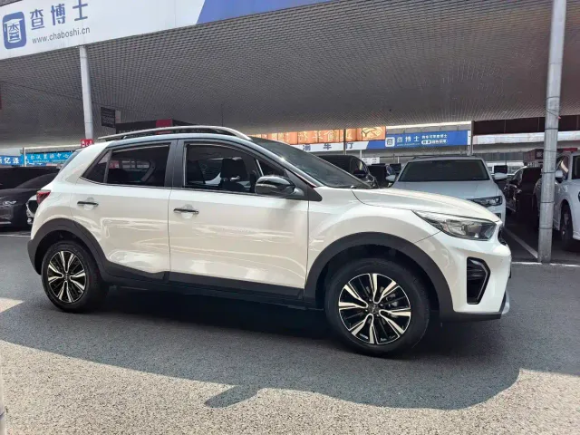 Kia KX1 — Фото автомобиля 5