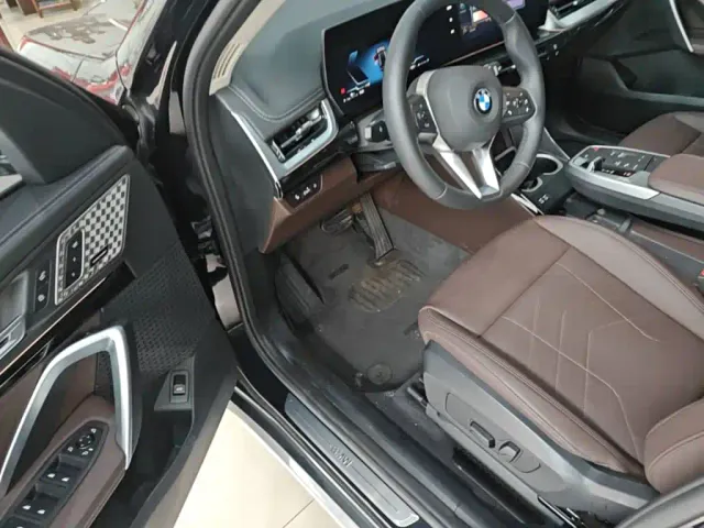 BMW X1 — Фото автомобиля 15