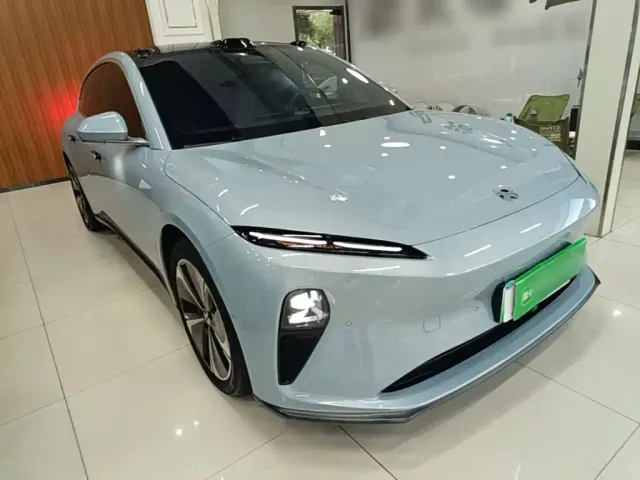 Nio ET5 Touring — Фото автомобиля 3