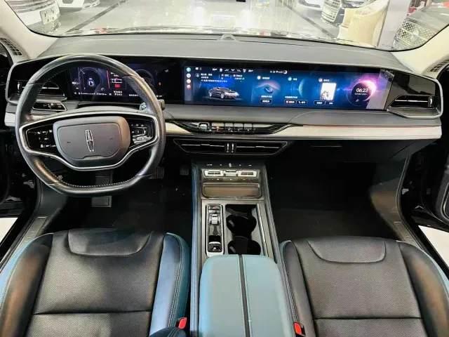 Lincoln Z — Фото автомобиля 8
