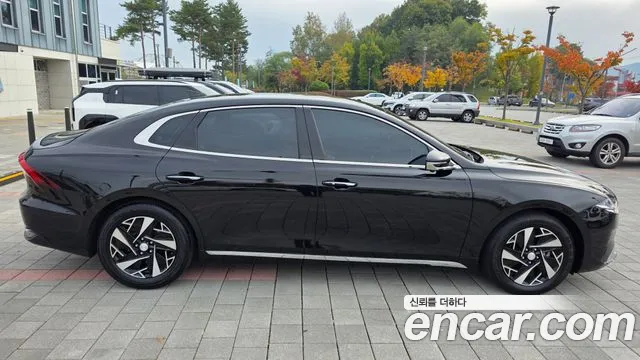 Hyundai Grandeur (New) Hybrid — Фото автомобиля 8