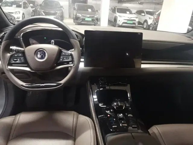 BYD Han — Фото автомобиля 5