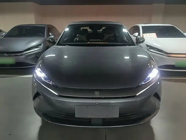 BYD Qin L — Фото автомобиля 2