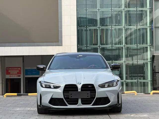 BMW M4 — Фото автомобиля 5