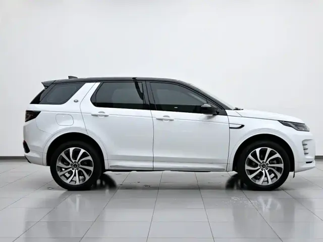 Land Rover Discovery Sport — Фото автомобиля 6