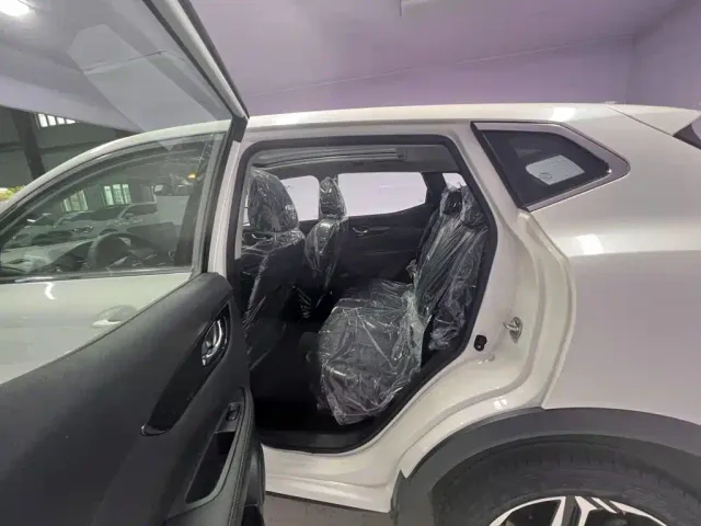 Nissan Qashqai — Фото автомобиля 12